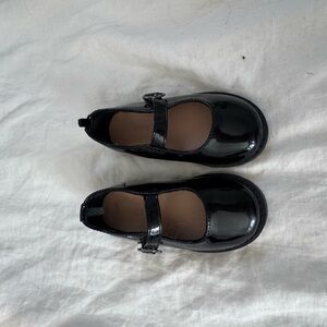 Old navy patent mary jeans - size 8